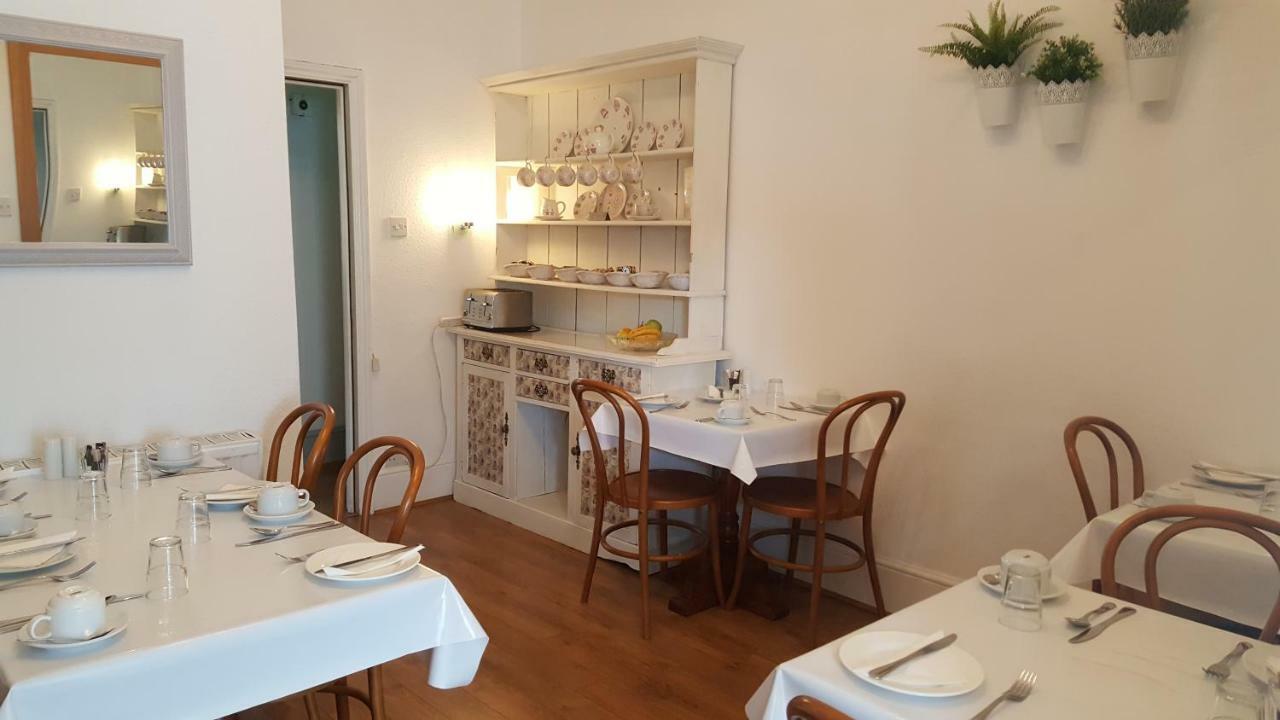 Colebrook Guest House Farnborough  Eksteriør bilde